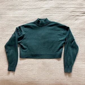 Aritzia Sunday Best Harper Cropped Sweater - Scarab Green S